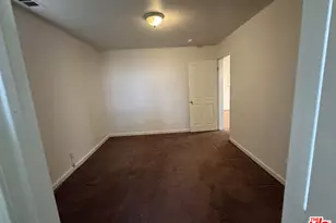 205 W Poplar St, Compton, CA 90220 - Photo 8