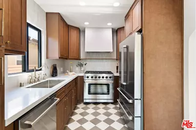 3025 Carter Ave, Marina del Rey, CA 90292 - Photo 16