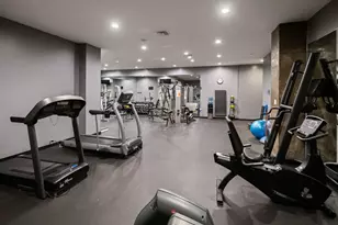 7135 Hollywood Blvd, Los Angeles, CA 90046 - Photo 16