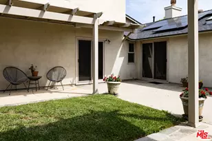 8131 Bianca Ave, Northridge, CA 91325 - Photo 34