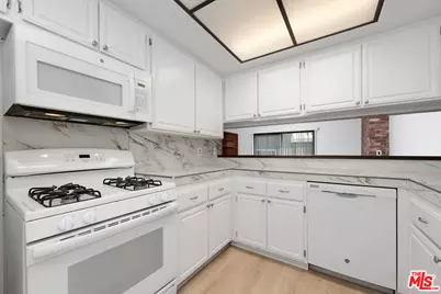 2519 Kansas Ave #107, Santa Monica, CA 90404 - Photo 8