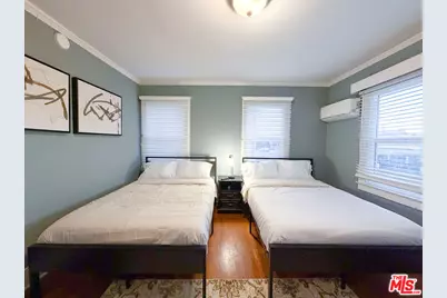 942 S Bronson Ave, Los Angeles, CA 90019 - Photo 20