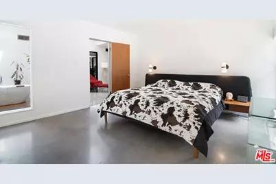 17600 Lemarsh St, Northridge, CA 91325 - Photo 32