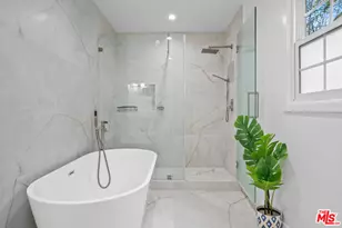 14346 Killion St, Sherman Oaks, CA 91401 - Photo 26