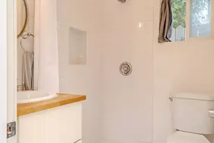 173 S Kingsley Dr, Los Angeles, CA 90004 - Photo 28