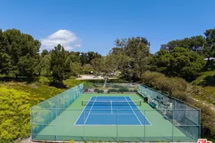 99 Paradise Cove Rd, Malibu, CA 90265 - Photo 22