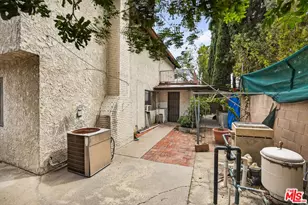 23255 Covello St, Canoga Park, CA 91304 - Photo 42