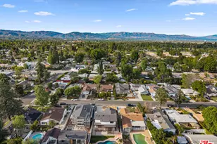 22642 Berdon St, Woodland Hills, CA 91367 - Photo 64