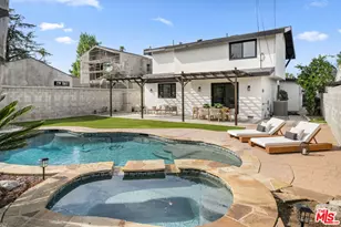 22642 Berdon St, Woodland Hills, CA 91367 - Photo 46
