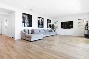 21230 W Wildflower Way, Chatsworth, CA 91311 - Photo 16