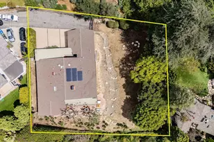 1250 N Norman Pl, Los Angeles, CA 90049 - Photo 36