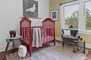 111 S Van Ness Ave, Los Angeles, CA 90004 - Photo 20