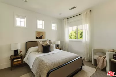 3914 Keeshen Dr, Los Angeles, CA 90066 - Photo 16