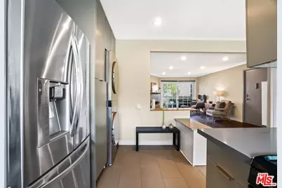 1317 Stanford St #5, Santa Monica, CA 90404 - Photo 6