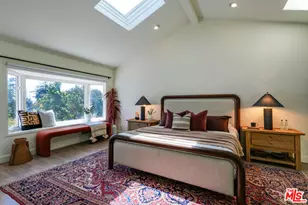 2216 E Live Oak Dr, Los Angeles, CA 90068 - Photo 16