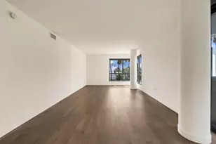 1755 Ocean Ave, Santa Monica, CA 90401 - Photo 10