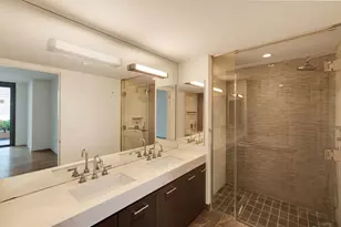 1755 Ocean Ave, Santa Monica, CA 90401 - Photo 32