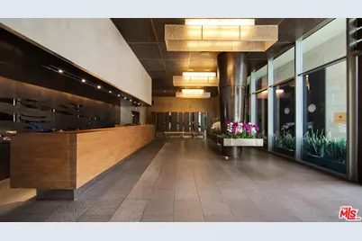 1755 Ocean Ave #303, Santa Monica, CA 90401 - Photo 42