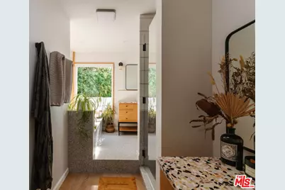 21114 Colina Dr, Topanga, CA 90290 - Photo 30