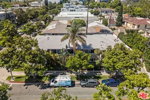 272 S Doheny Dr, Beverly Hills, CA 90211 - Photo 2