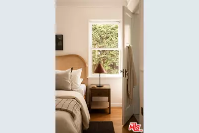 1738 S Ogden Dr, Los Angeles, CA 90019 - Photo 42