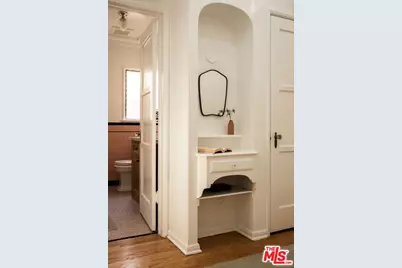 1738 S Ogden Dr, Los Angeles, CA 90019 - Photo 32