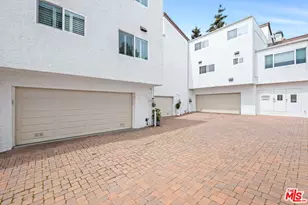 17169 Palisades Cir, Pacific Palisades, CA 90272 - Photo 46