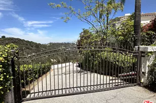 2131 Kew Dr, Los Angeles, CA 90046 - Photo 4