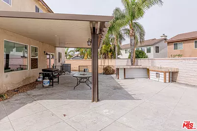 6084 Holland Ct, Jurupa, CA 92880 - Photo 40