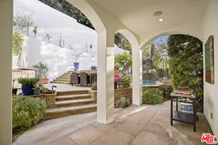 10940 Terryview Dr, Studio City, CA 91604 - Photo 48