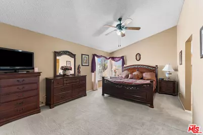 729 Whitlatch Dr, Lancaster, CA 93535 - Photo 24
