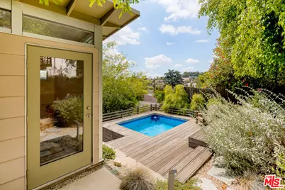 6146 Strickland Ave, Los Angeles, CA 90042 - Photo 28