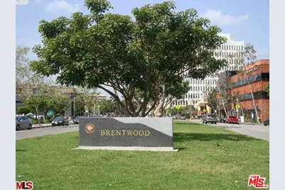 11645 Montana Ave #323, Los Angeles, CA 90049 - Photo 42