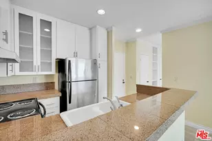 11645 Montana Ave, Los Angeles, CA 90049 - Photo 12