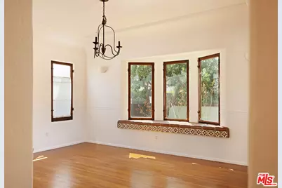 112 N Valley St, Burbank, CA 91505 - Photo 10