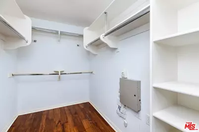 12026 Hoffman St #302, Studio City, CA 91604 - Photo 20