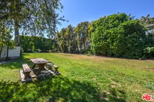 289 S Barrington Ave, Los Angeles, CA 90049 - Photo 16