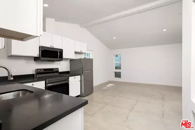 126 Franklin Ct, Glendale, CA 91205 - Photo 24