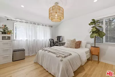 5208 Woodman Ave, Sherman Oaks, CA 91401 - Photo 14