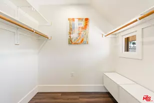 326 W 10th St, Long Beach, CA 90813 - Photo 18