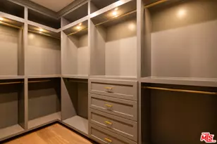 726 N Alta Vista Blvd, Los Angeles, CA 90046 - Photo 28