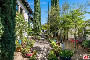 25201 Prado Del Misterio, Calabasas, CA 91302 - Photo 46