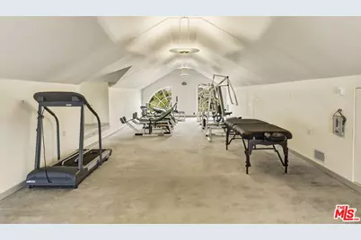 1350 Belfast Dr, Los Angeles, CA 90069 - Photo 24