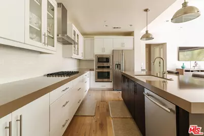 12655 Sandhill Ln #2, Playa Vista, CA 90094 - Photo 4