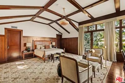 1166 Summit Dr, Beverly Hills, CA 90210 - Photo 14