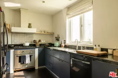 1424 N Crescent Heights Blvd #34, West Hollywood, CA 90046 - Photo 8