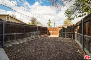 2301 Buena Vista St, Bakersfield, CA 93304 - Photo 22