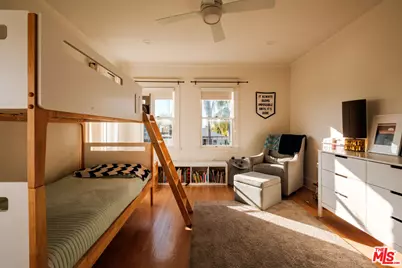 2510 10th Ave, Los Angeles, CA 90018 - Photo 44