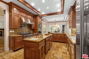 919 S Gretna Green Way, Los Angeles, CA 90049 - Photo 8