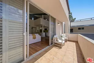 725 S Barrington Ave, Los Angeles, CA 90049 - Photo 6